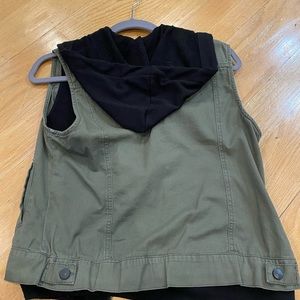 Army green vest